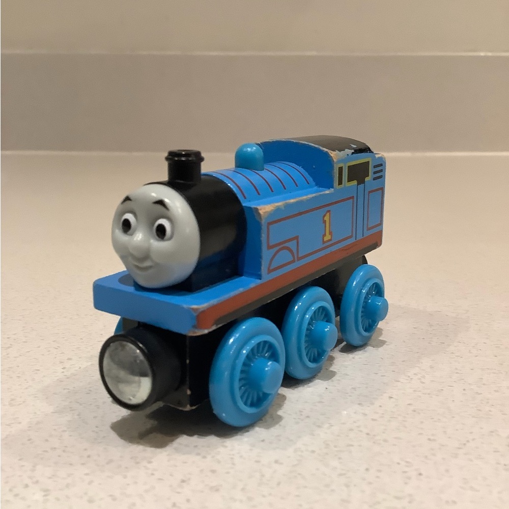 Thomas & Friends Blue and Black Train Engine (Thomas 1)